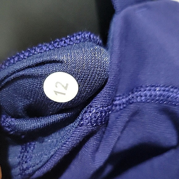 Lululemon Enhearten Tank Size 12 - Picture 7 of 9